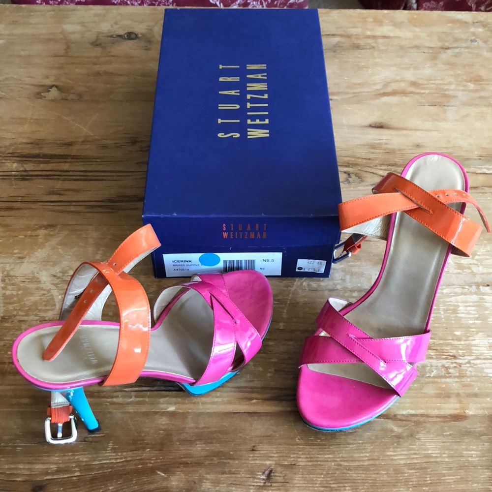STUART WEITZMAN - PATENT SANDAL